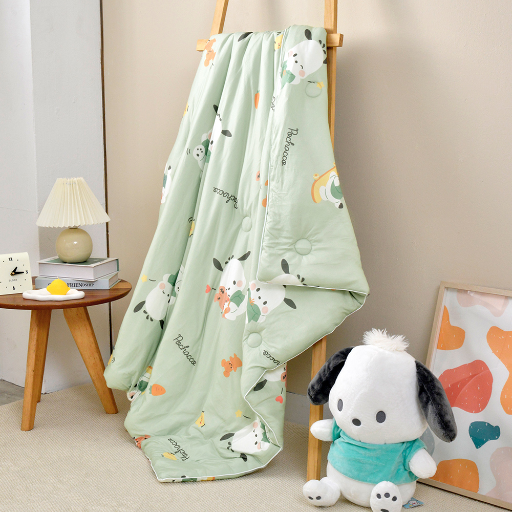 [超值組合] Sanrio-淘氣帕恰狗 | 海島針織兒童防蟎抗菌暖暖被105*135CM+洗衣袋