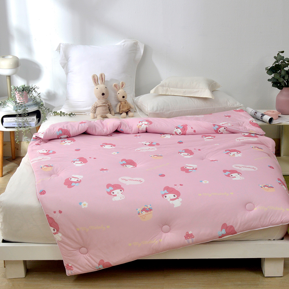 [超值組合] Sanrio-美樂蒂草莓派對 | 海島針織防蟎抗菌暖暖被150*195CM+洗衣袋