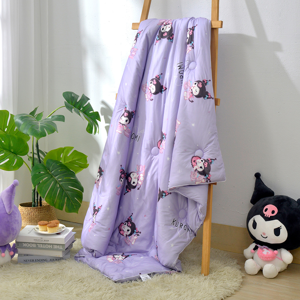 [超值組合] Sanrio-酷洛米的晚安派對 | 海島針織兒童防蟎抗菌暖暖被105*135CM+洗衣袋