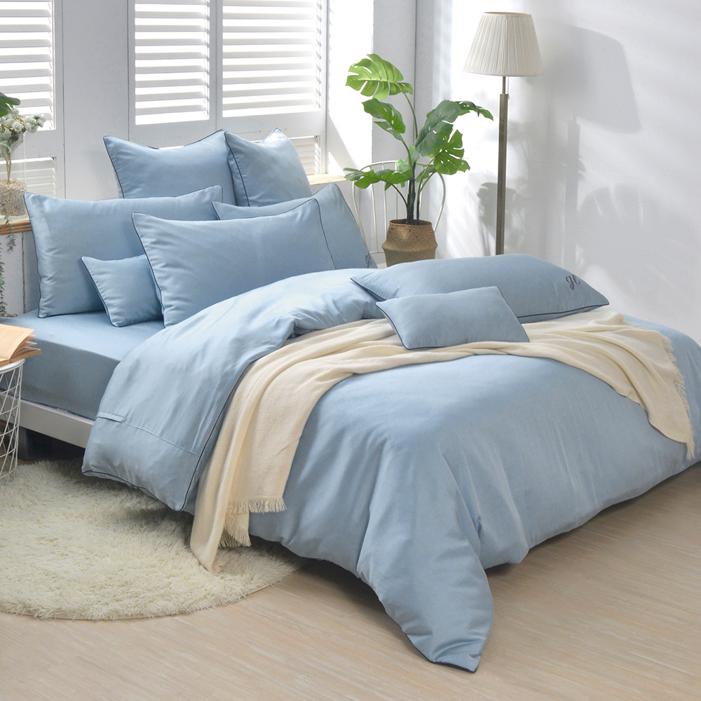 英國Abelia《唯蕾時光》雙人天絲刺繡滾邊四件式防蹣抗菌吸濕排汗兩用被床包組