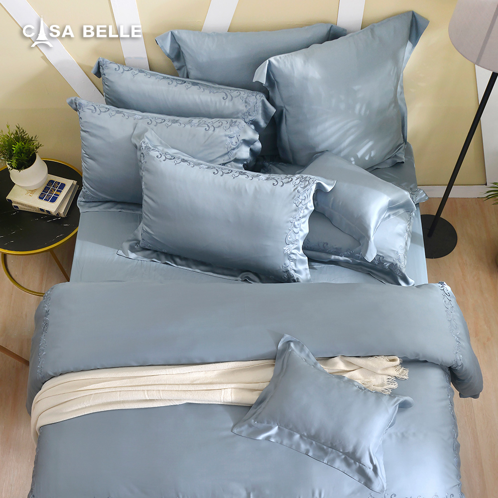 法國CASA BELLE《維爾克》加大天絲刺繡四件式防蹣抗菌吸濕排汗兩用被床包組(共三色)