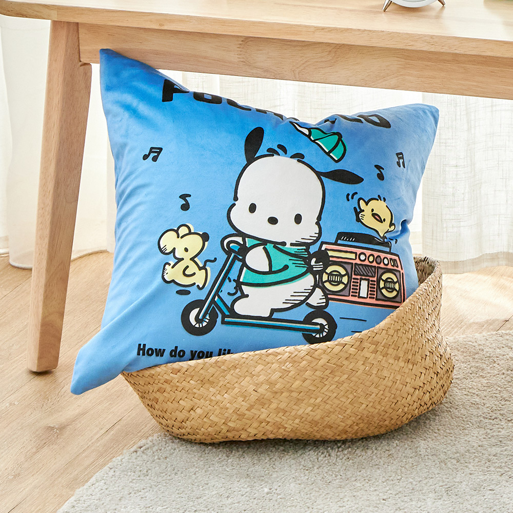 義大利Fancy Belle《Sanrio-POCHACCO街頭潮流》麂皮靠墊 45*45CM