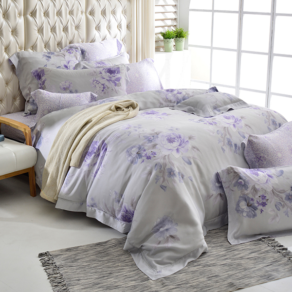 義大利La Belle 雙人天絲防蹣抗菌吸濕排汗兩用被床包組-紫丁香氣