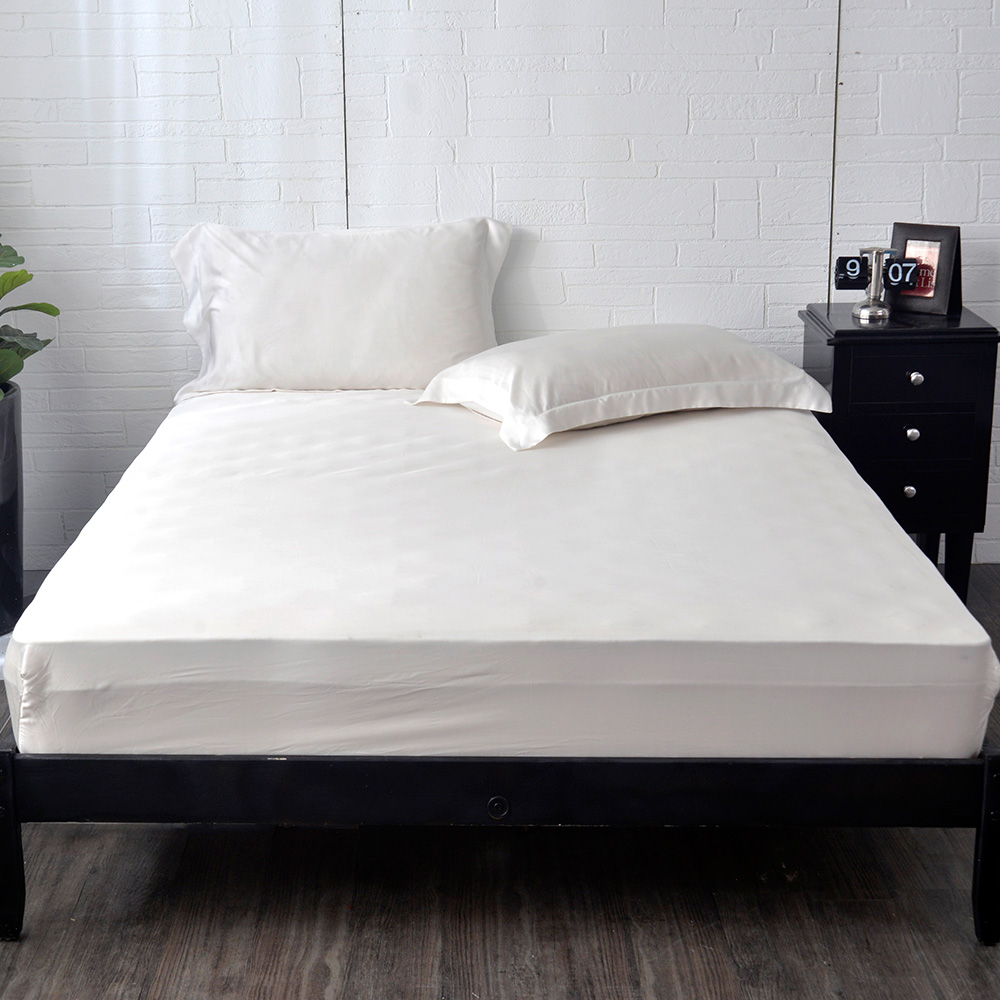 義大利La Belle《簡約純色》雙人天絲床包枕套組