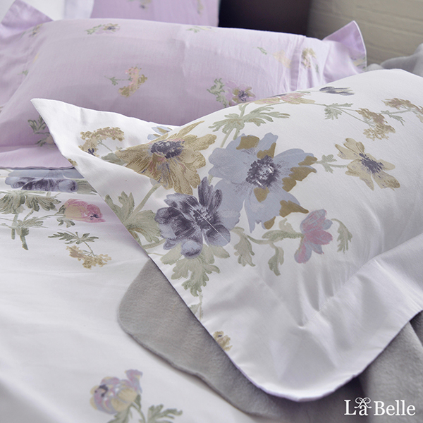 義大利La Belle《紫漾花開》雙人純棉防蹣抗菌吸濕排汗兩用被床包組
