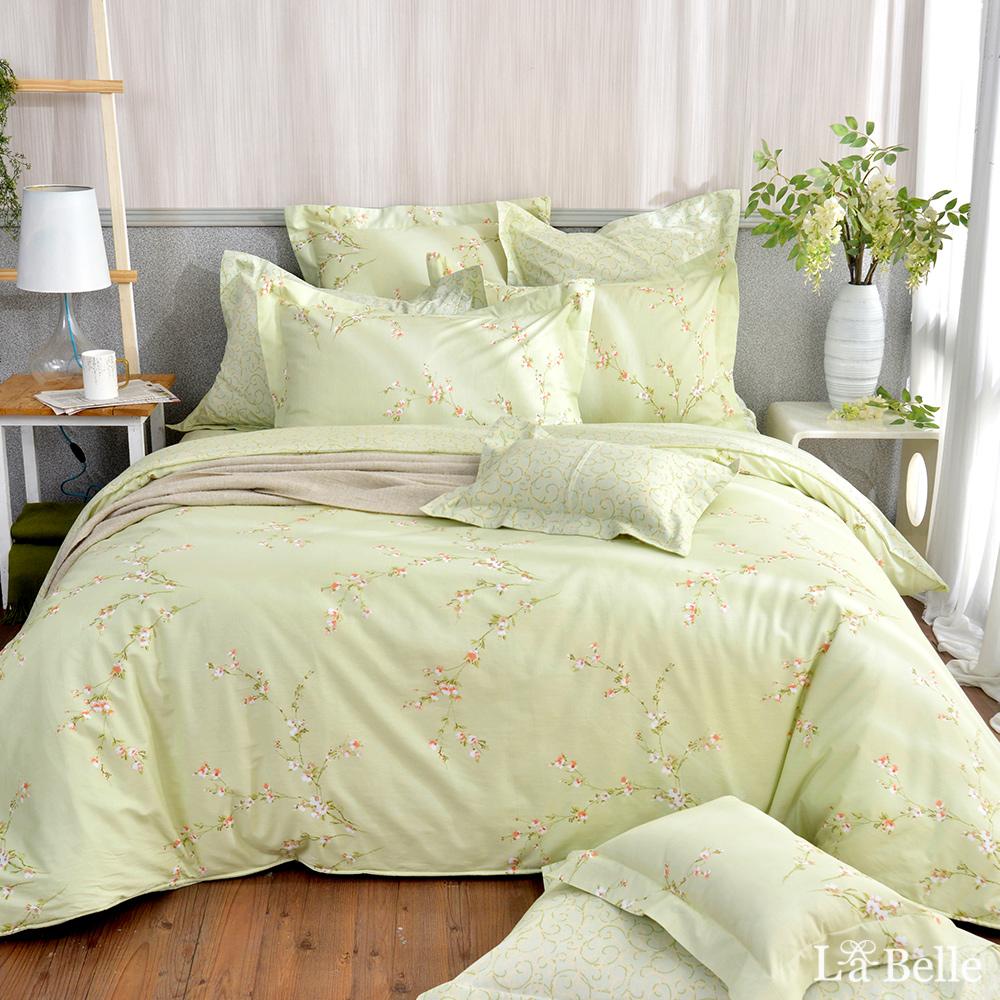 義大利La Belle《花語香頌》雙人純棉防蹣抗菌吸濕排汗兩用被床包組
