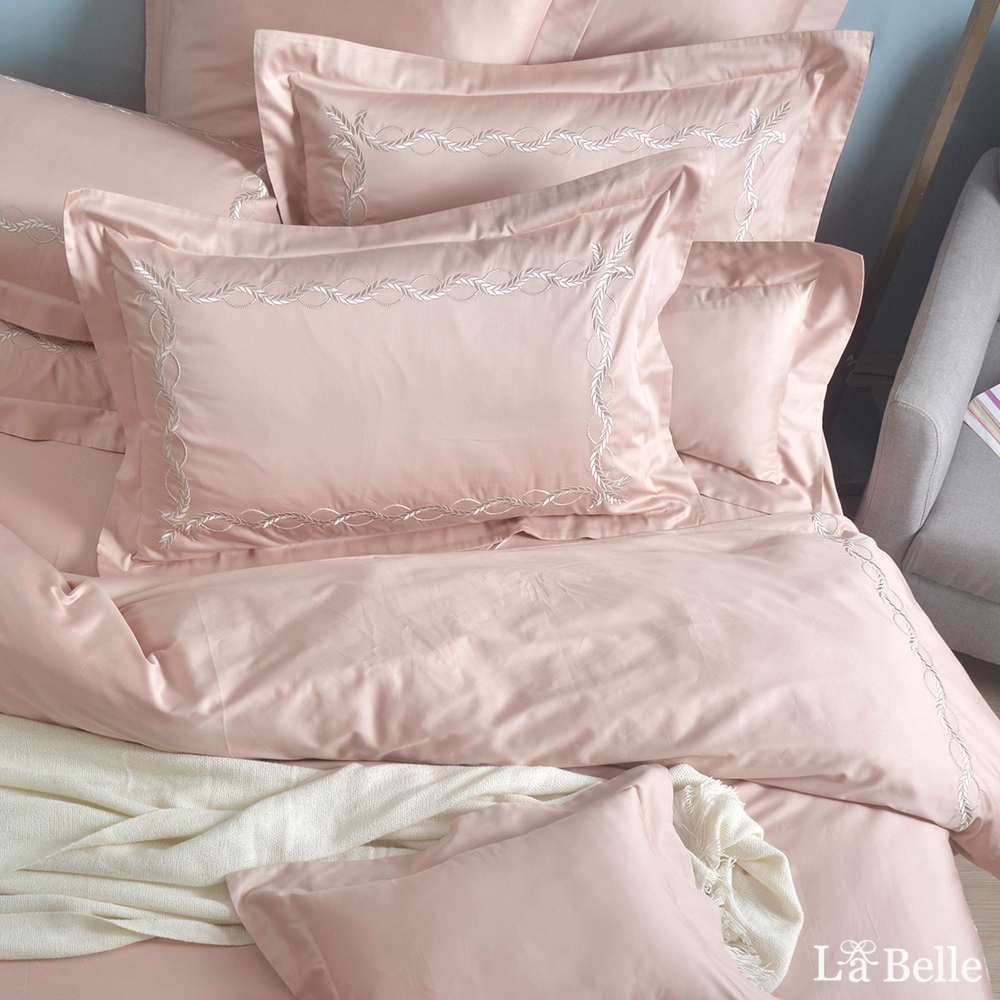 義大利La Belle《雅仕珍藏-蘿莉粉》雙人長絨細棉刺繡四件式被套床包組