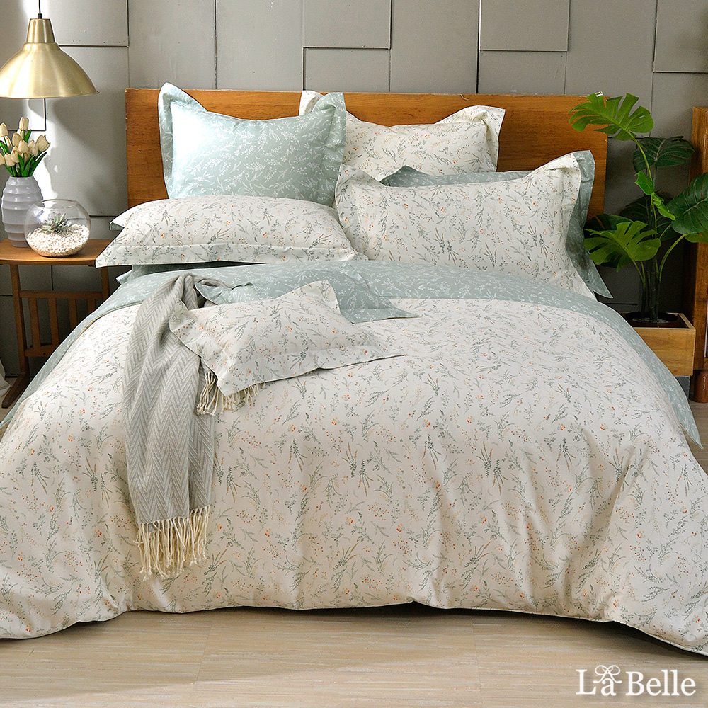 義大利La Belle《小花甜釀》雙人純棉四件式防蹣抗菌吸濕排汗兩用被床包組