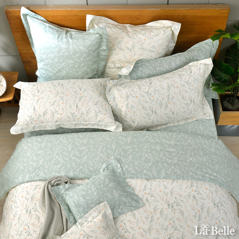 義大利La Belle《小花甜釀》雙人純棉四件式防蹣抗菌吸濕排汗兩用被床包組