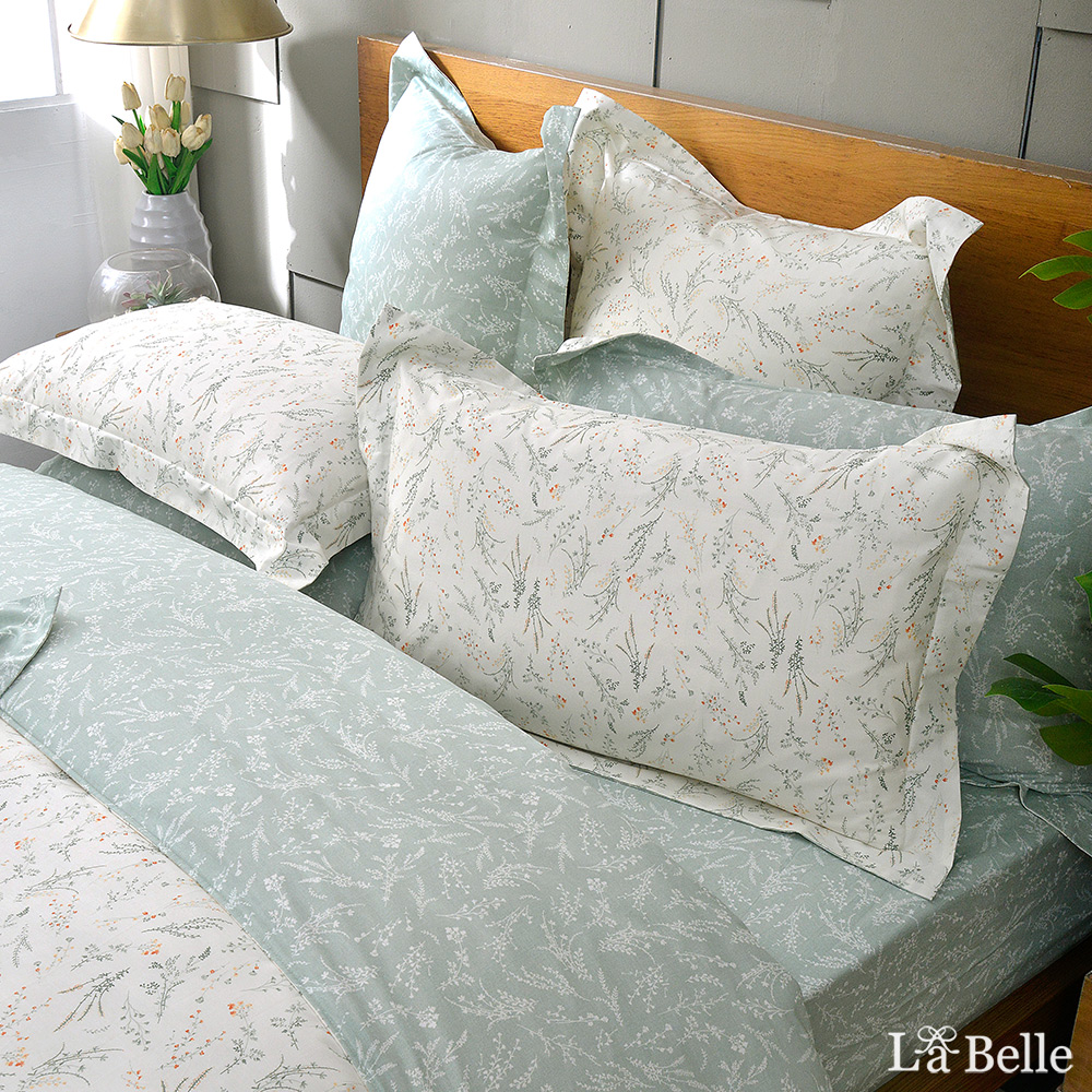義大利La Belle《小花甜釀》雙人純棉四件式防蹣抗菌吸濕排汗兩用被床包組