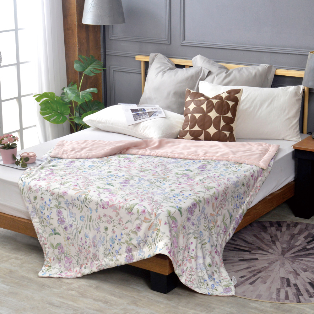 義大利La Belle《花蒔繁麗》100%天絲抗菌涼被(5x6.5尺)