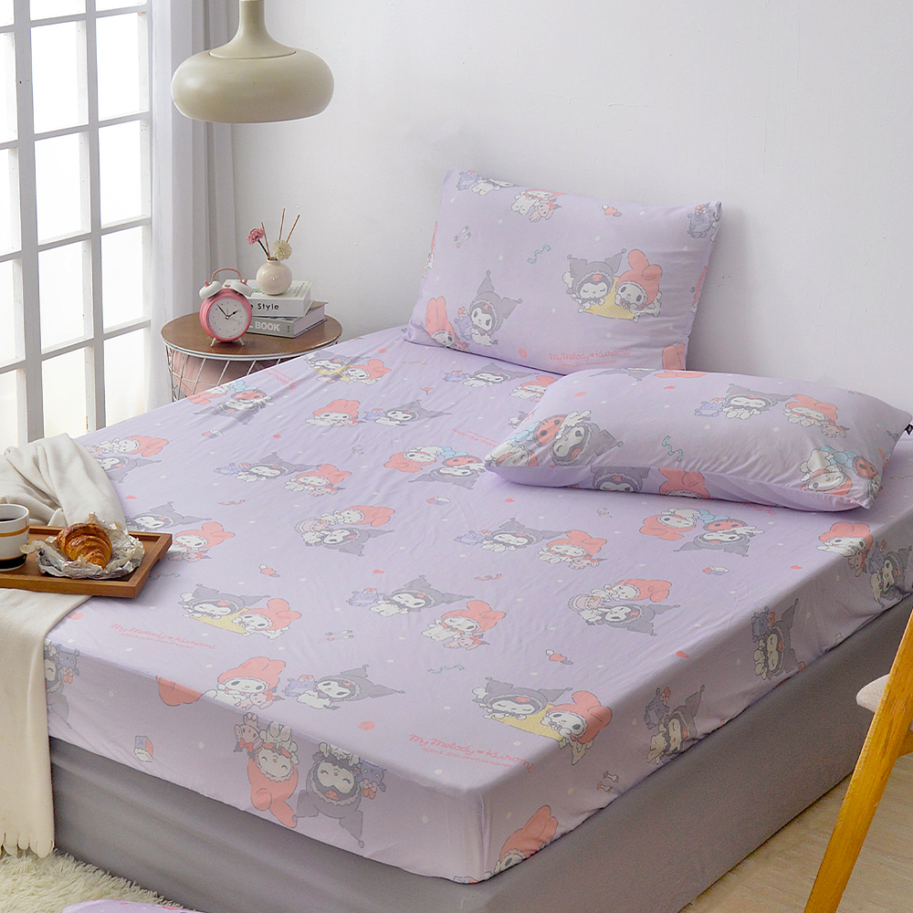 [超值組合]義大利La Belle《Sanrio-My Melody & KUROMI白粉天使》加大超COOL超涼感床包枕套組+舒柔水洗枕