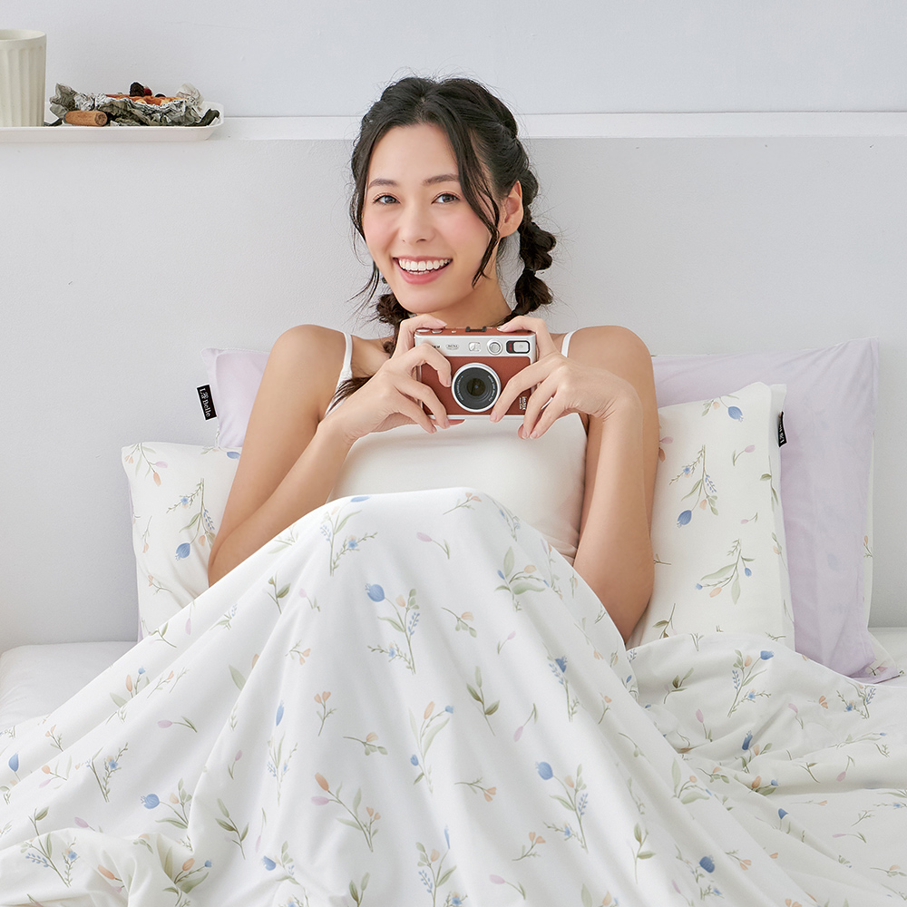 義大利La Belle《鬱金奶蓋》眠綿冰玻尿酸抗菌涼感涼被(5x6.5尺)