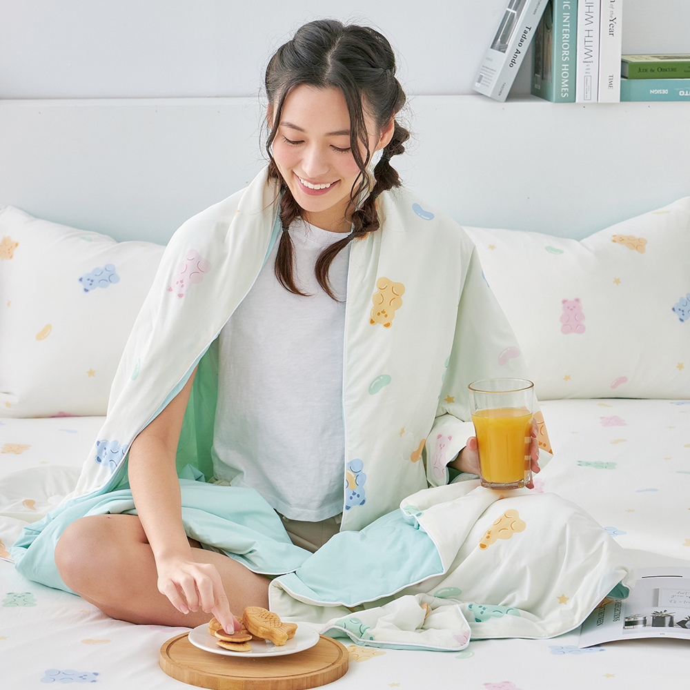 義大利La Belle《小熊軟糖》眠綿冰玻尿酸抗菌涼感涼被(5x6.5尺)