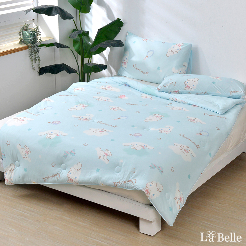 義大利La Belle《Sanrio-軟萌大耳狗喜拿》海島針織防蟎抗菌暖暖被150*195CM