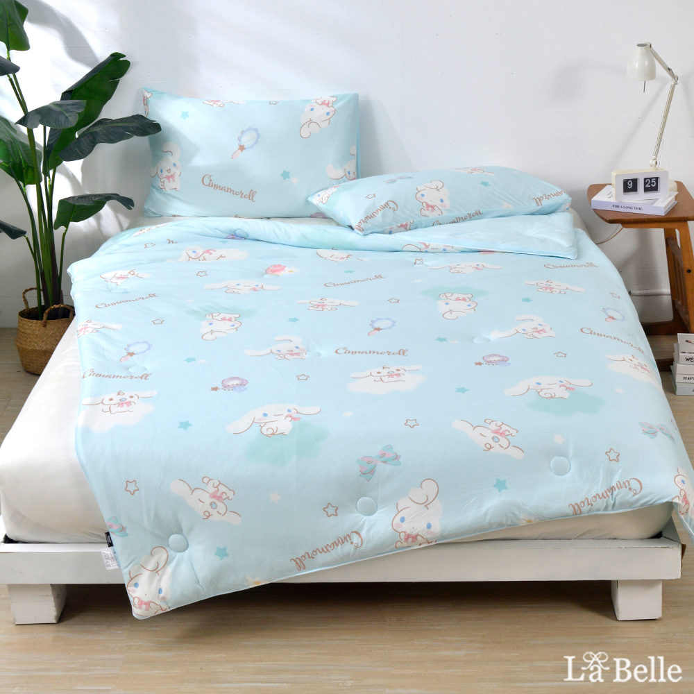 義大利La Belle《Sanrio-軟萌大耳狗喜拿》海島針織防蟎抗菌暖暖被150*195CM