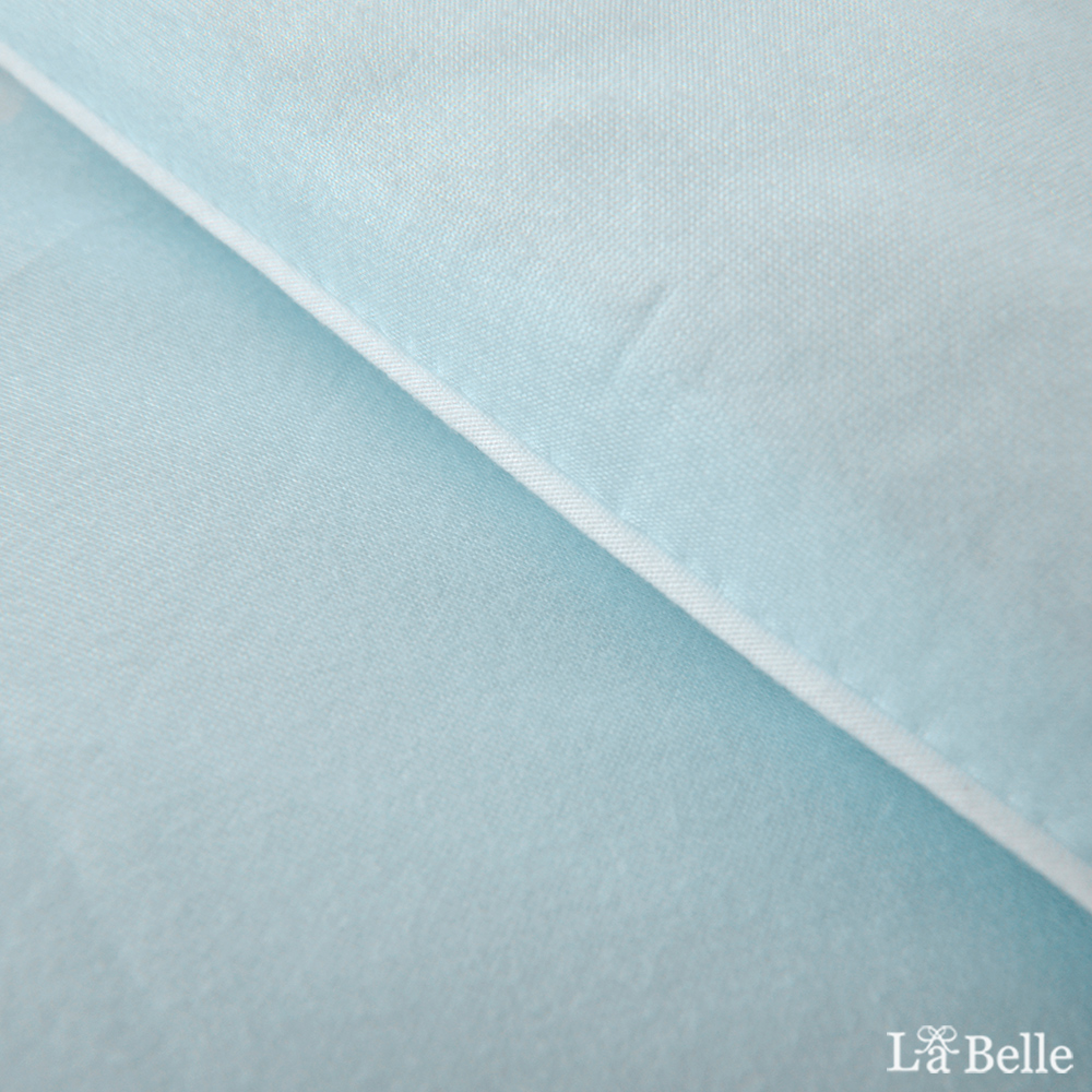 義大利La Belle《Sanrio-軟萌大耳狗喜拿》海島針織防蟎抗菌暖暖被150*195CM