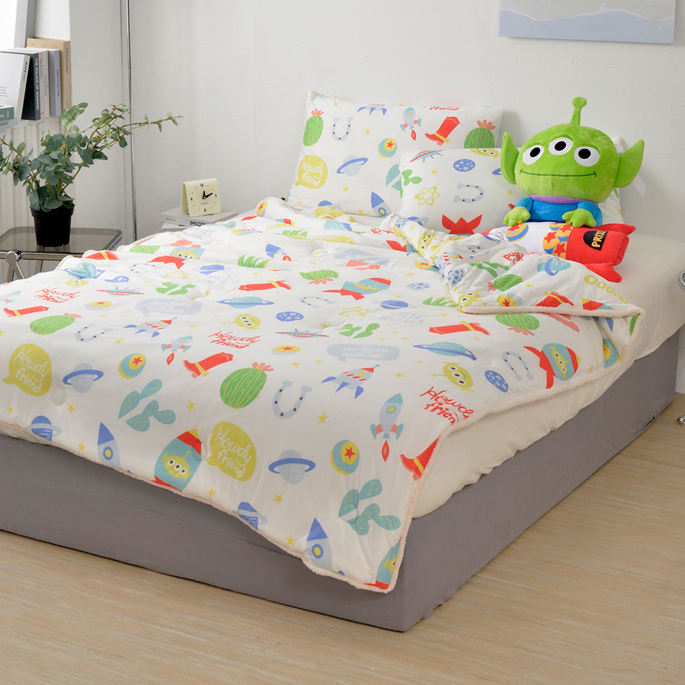 義大利La Belle《Disney-三眼怪宇航奇趣》海島針織防蟎抗菌暖暖被150*195CM