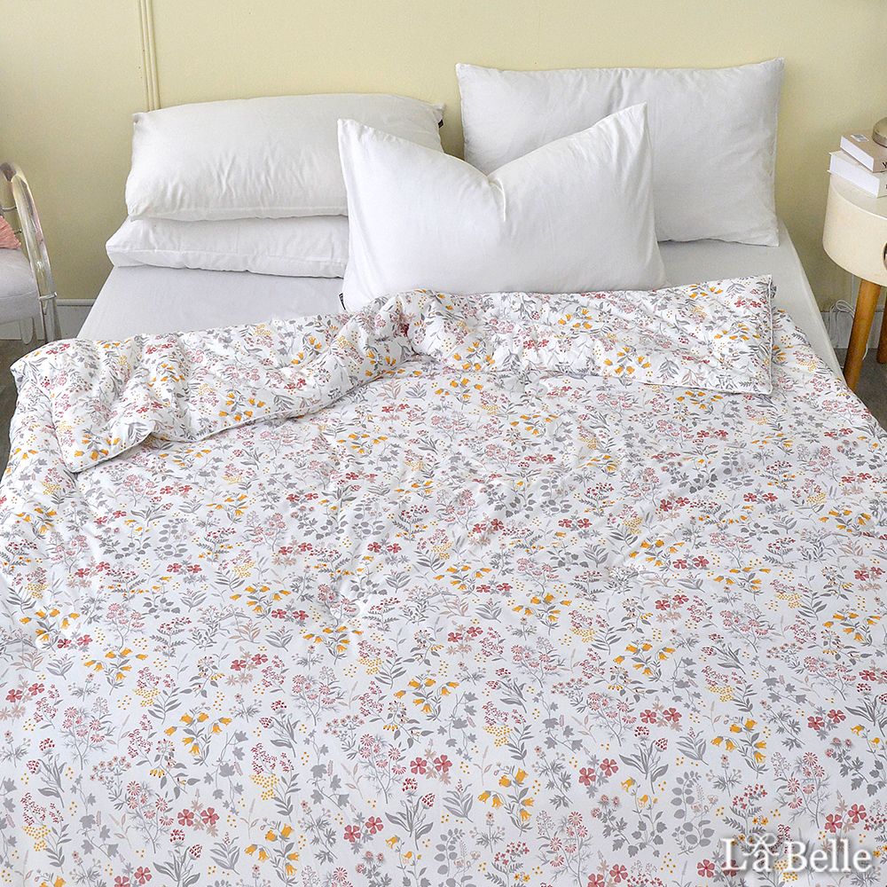 義大利La Belle《穗花粉語》海島針織防蟎抗菌暖暖被150*195CM